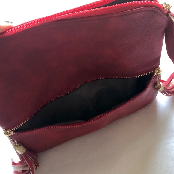 NWT Red Crossbody Purse with zipper tassels - Picture 4 of 8